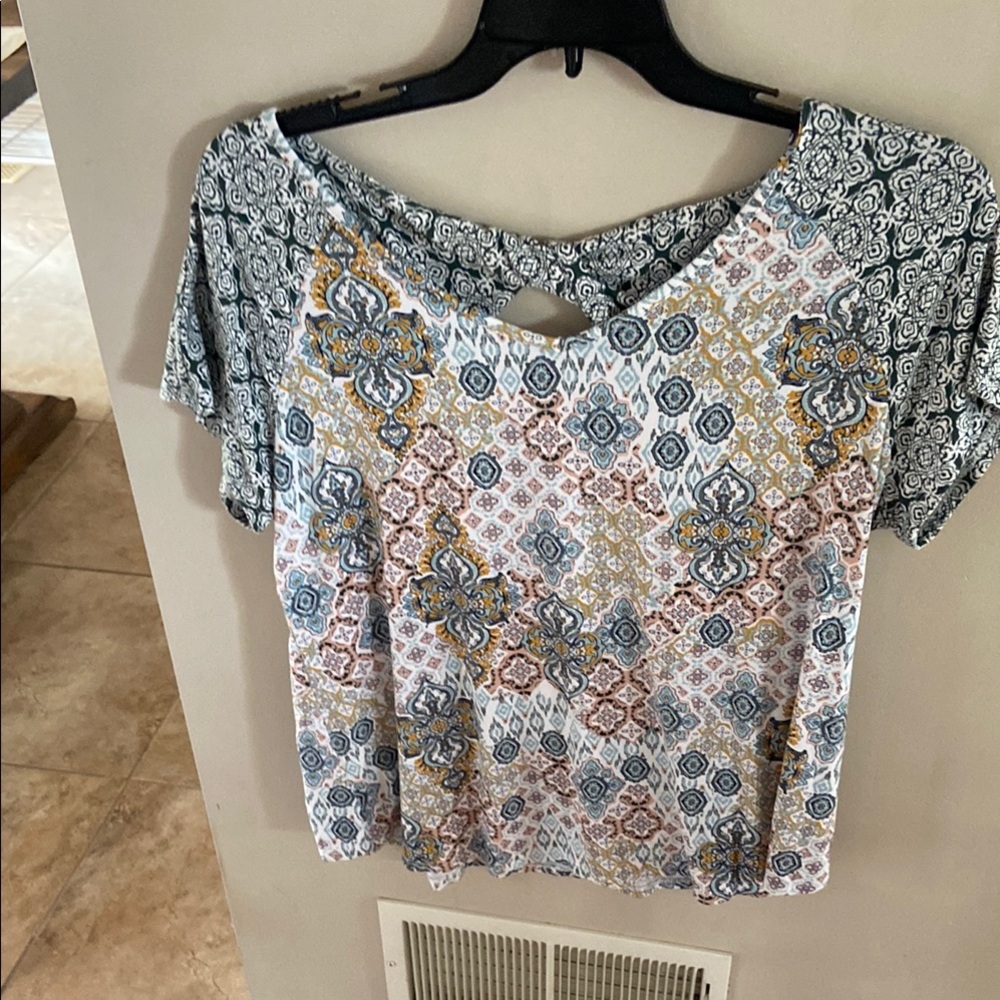 Tan and Blue Relaxed Graphic Short Sleeve Blouse